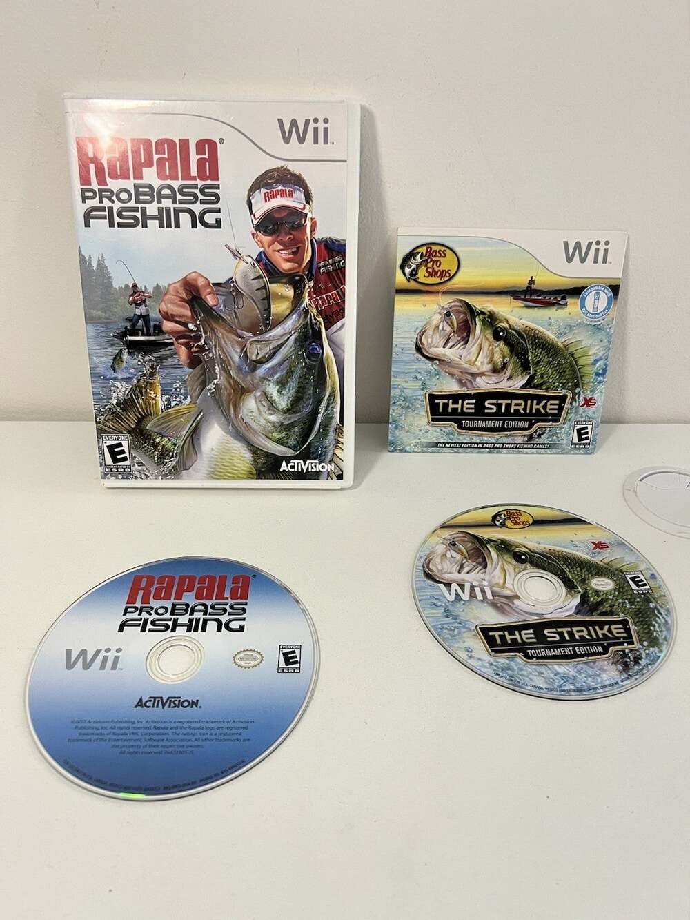 Rapala Pro Bass Fishing 2010 - Nintendo Wii Complete W/ The Strike Bass Pro Shop